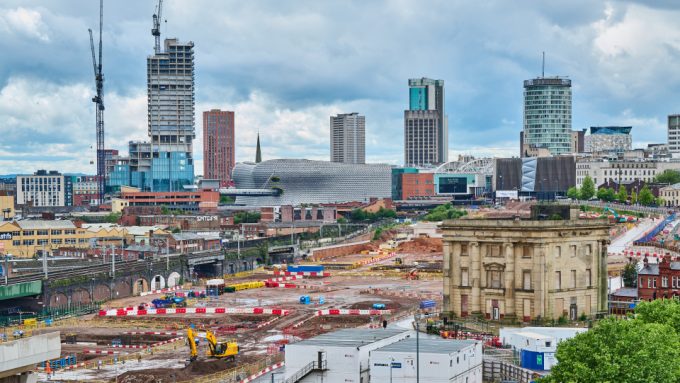 Mega projects urged to share learnings widely