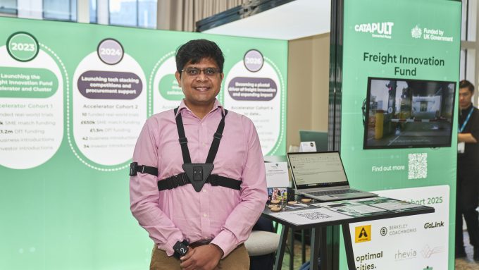 Using wearables to protect personal safety on sites